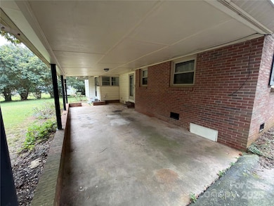 206 11th St NE, Hildebran, NC 28637 - photo 6