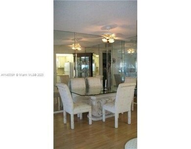 254 Camden K unit 254, West Palm Beach, FL 33417 - photo 2