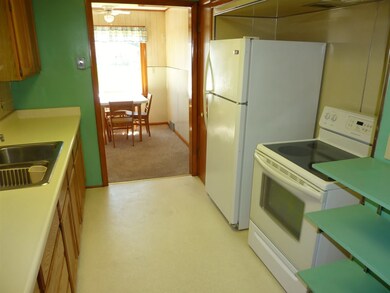 13 Beverly Ct, Waupun, WI 53963 - photo 5