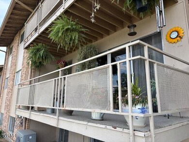 carriage circle 1145 204 balcony 2