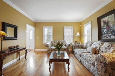 8 Kallander Dr, Southborough, MA 01772 - photo 4