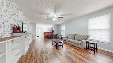 446 Woodrow St, Manchester, TN 37355 - photo 7