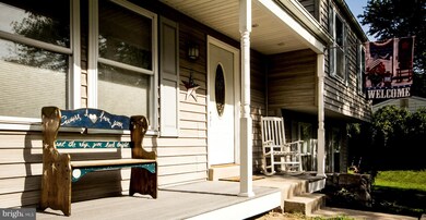 7143 Honeyladen Place, Columbia, MD 21045 - photo 2