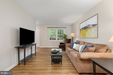 2272 Gunsmith Square, Reston, VA 20191 - photo 6