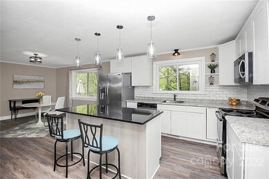 183 Jane Sowers Rd, Statesville, NC 28625 - photo 7