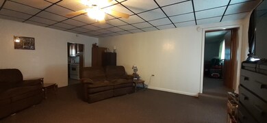 # 1 Living Room 2