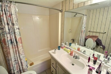 19 SE 4th Avenue Unit A (downstairs)