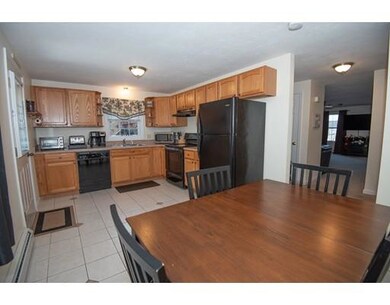 32A Milton St, Worcester, MA 01605 - photo 5