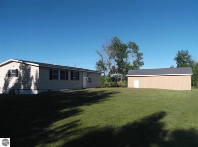 2104 Michigan 65, Hale, MI 48739 - photo 4