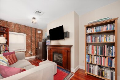 407 Broadway unit 2, Providence, RI 02909 - photo 4