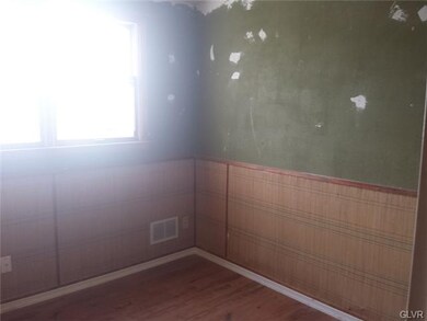 1311 Crestwood Rd, Bethlehem, PA 18018 - photo 7