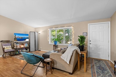 10 E South Stage Rd unit 423, Medford, OR 97501 - photo 5