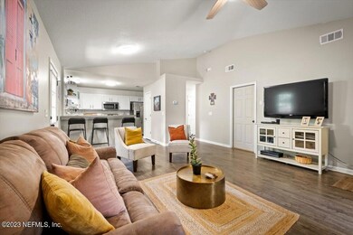 7070 Oakwood Dr, Jacksonville, FL 32211 - photo 5