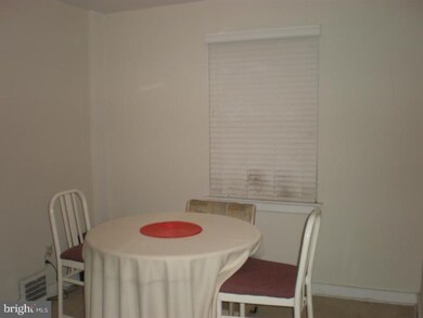 147 Park Ave, Gloucester City, NJ 08030 - photo 3