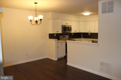 13 Kent Place unit Q2, Sewell, NJ 08080 - photo 4