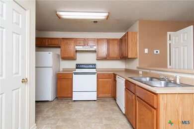 602 N Main St unit C, Copperas Cove, TX 76522 - photo 6