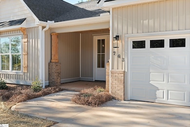 763 Cherokee Rd, Pelzer, SC 29669 - photo 6