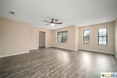 2006 Henry St, Copperas Cove, TX 76522 - photo 5