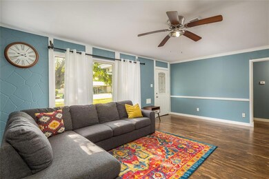 812 Perry Dr, Fort Worth, TX 76108 - photo 5