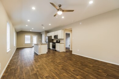 9948 Glen Brook Ln, Magnolia, TX 77354 - photo 4