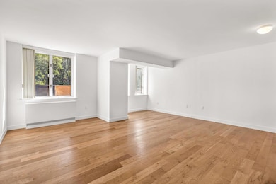 225 Rector Place unit 2-DD, New York, NY 10280 - photo 2