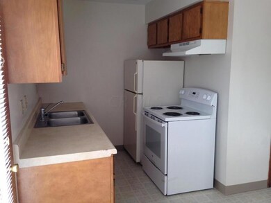 1144 Arnelle Ct, Columbus, OH 43228 - photo 5