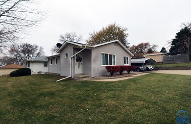 4112 47th St, Sioux City, IA 51108 - photo 4