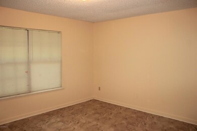 6310 Delacy Rd unit 3, Jacksonville, FL 32244 - photo 6