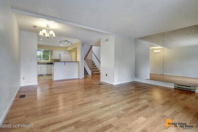 Living/Dining Room 2