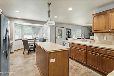 6055 Thynewood Lp
