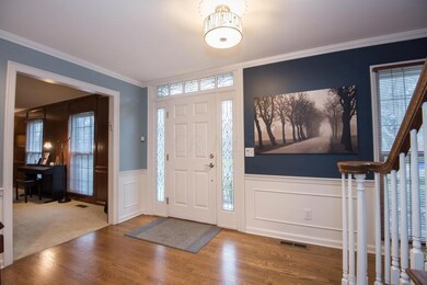 4712 Chantry Ct foyer