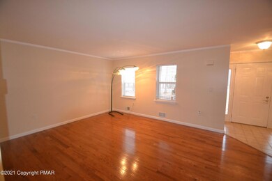 523 Adie Dr, Effort, PA 18330 - photo 5