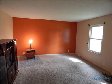 805 Circleview Dr, Toledo, OH 43615 - photo 2