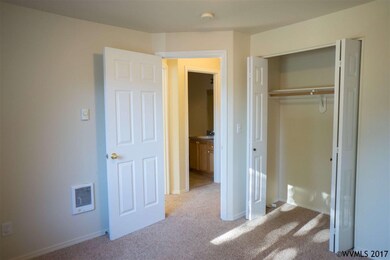 1223 S 6th St, Independence, OR 97351 - photo 7