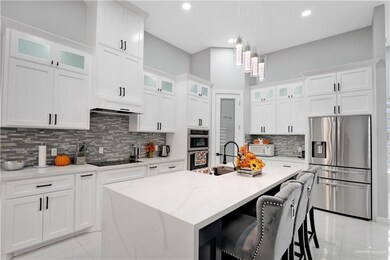 508 W Carmel Ave, Pharr, TX 78577 - photo 6