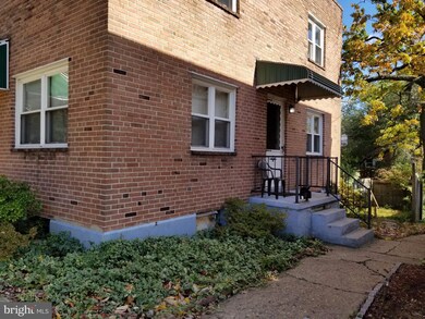 8525 Chestnut Oak Rd, Parkville, MD 21234 - photo 3