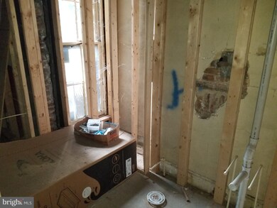 1025 Bennett Place, Baltimore, MD 21223 - photo 6