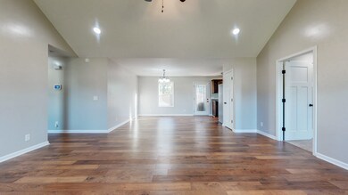 106 Blue Grass Dr, Shelbyville, TN 37160 - photo 3