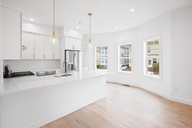 197 Vine St unit 1, Everett, MA 02149 - photo 2