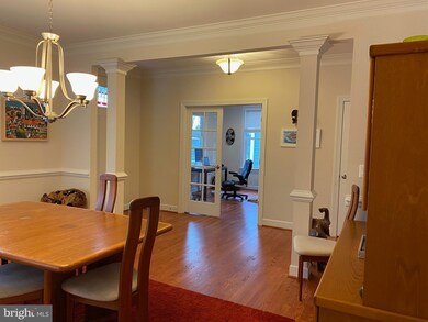 2216 Tulip Dr, Falls Church, VA 22046 - photo 6