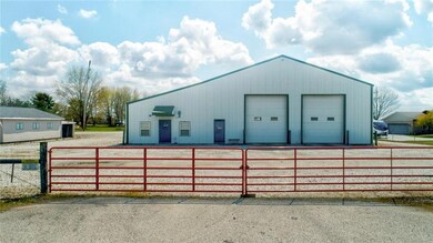 37 W Us 52, Fountaintown, IN 46130 - photo 4