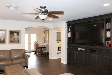 FAMILY ROOM TO DINING