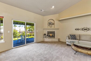 834 Idle Ct, Grants Pass, OR 97527 - photo 3