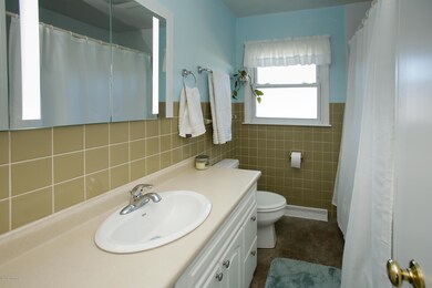 1413 Sunnyfield Rd, Sturgis, MI 49091 - photo 3