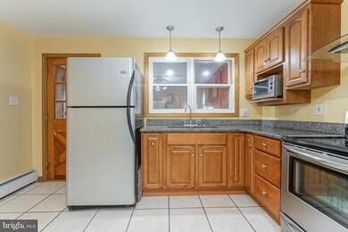 65 Roosevelt St, Paulsboro, NJ 08066 - photo 5