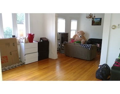 142 Langdon Ave unit 2, Watertown, MA 02472 - photo 4