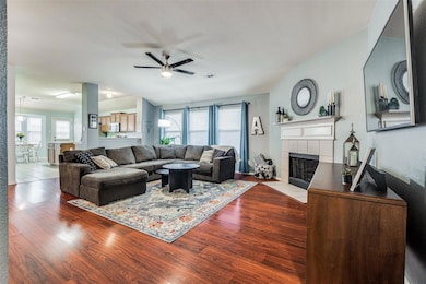 2201 Belmont Park Dr, Denton, TX 76210 - photo 5