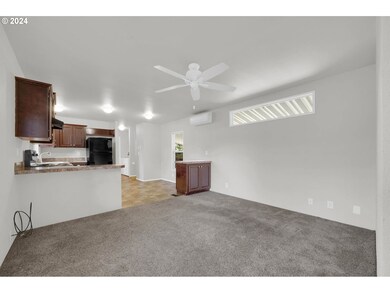 1475 Green Acres Rd unit 148, Eugene, OR 97408 - photo 5