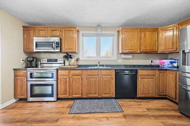 11 Adams Pond Rd, Derry, NH 03038 - photo 7