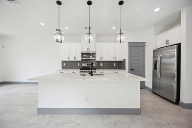 6637 Tuskegee St, Houston, TX 77091 - photo 7